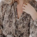 VERIA - Blouse