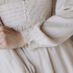 VENTILLA - Robe beige